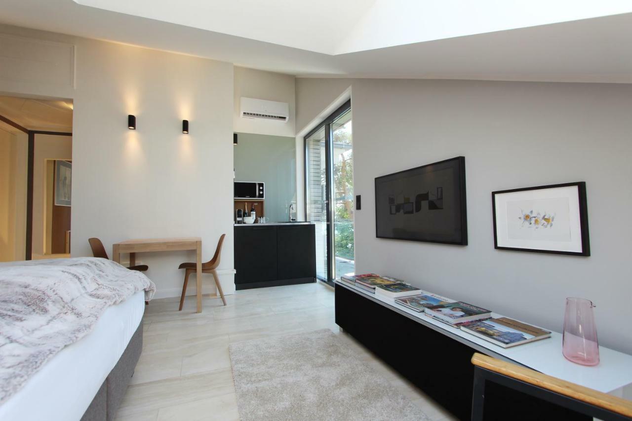 Loft Am See Mit Privatem Badestrand Und Klimaanlage 이멘슈타트암보덴지 외부 사진
