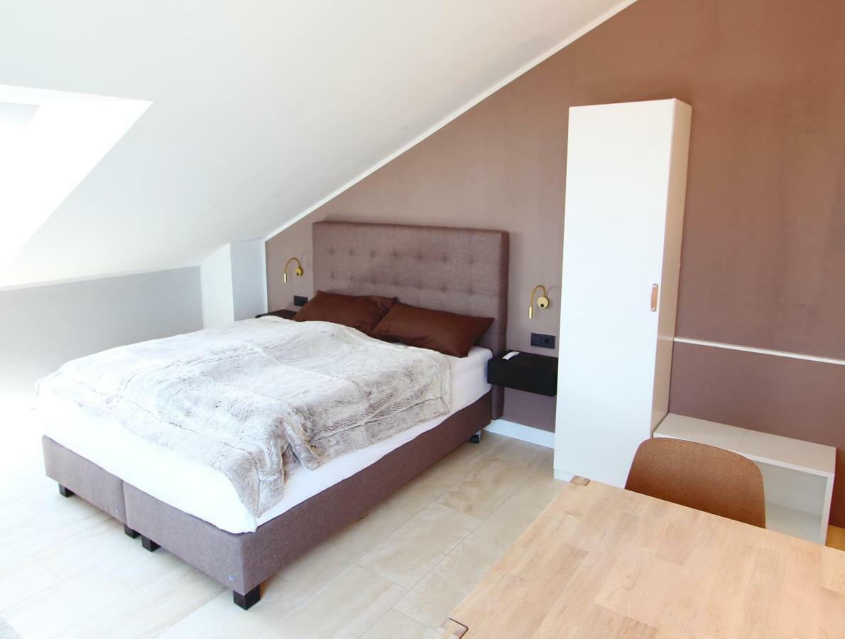 Loft Am See Mit Privatem Badestrand Und Klimaanlage 이멘슈타트암보덴지 외부 사진